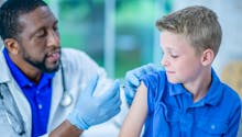 Papillomavirus : Emmanuel Macron annonce une campagne de vaccination généralisée dans les collèges