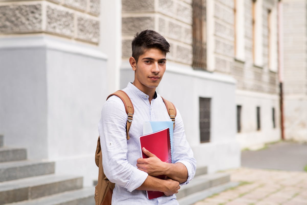 Un lycéen se masturbe devant sa professeure | PARENTS.fr