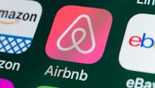 Des Français attaquent Airbnb après la mort de leur bébé d’une overdose