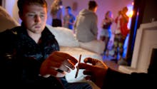 Cannabis et adolescence : sensibiliser son ado aux dangers