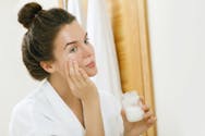 L'huile de coco, le cosmétique naturel idéal pour le visage ?