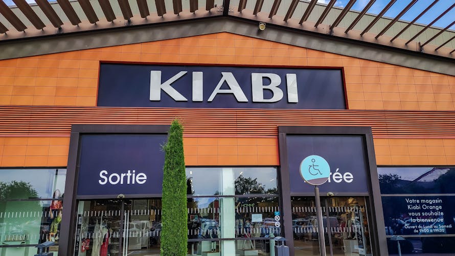 La devanture d'un magasin Kiabi