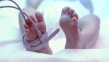 Maltraitance : un bébé de 8 mois meurt de dénutrition, les parents écroués