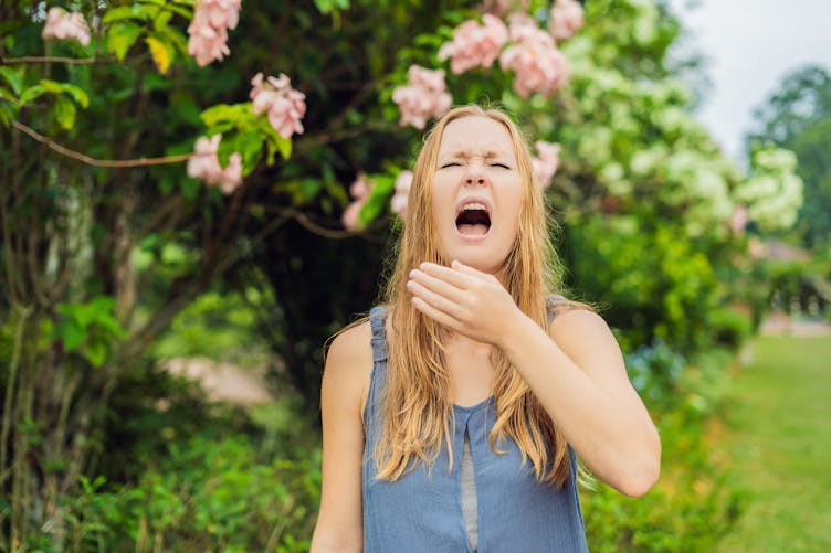 femme et allergie au pollen