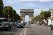 « La Grande Dictée des Champs » : le record de la plus grande dictée du monde à Paris