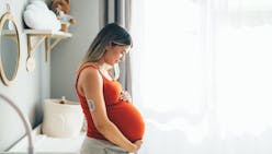 Quels sont les signes précurseurs quelques jours avant un accouchement ?