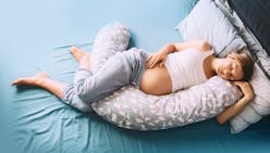 Coussin de grossesse, un indispensable pour la femme enceinte ?