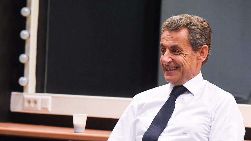 « C’était un peu prématuré mais prudent » : Nicolas Sarkozy dévoile les coulisses de l’accouchement de Carla Bruni ! 