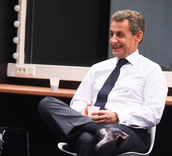 « C’était un peu prématuré mais prudent » : Nicolas Sarkozy dévoile les coulisses de l’accouchement de Carla Bruni ! 