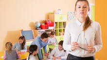 Une enseignante donne la liste des prénoms des écoliers les plus « méchants »