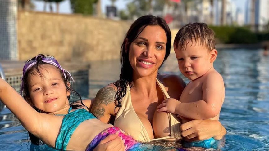 Julia Paredes (Mamans et célèbres) « totalement paniquée » :  son fils Vittorio hospitalisé en urgence 