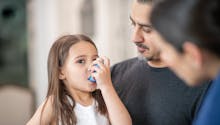 Rentrée scolaire 2023 : attention, les crises d’asthme de l’enfant risquent de reprendre avec l'école