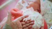 Un bébé naît avec 14 doigts et 12 orteils  !