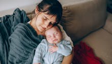Voici (l'immense) quantité de sommeil perdue par les parents la première année de l'enfant, selon une étude