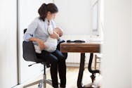 Congé allaitement : y a-t-on droit quand on allaite bébé ?