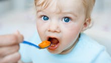 Alimentation pour bébé : les produits vendus en supermarché  trop sucrés et trop riches en additifs, selon une étude