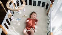 Mort subite du nourrisson : les images des paquets de couches sont non conformes aux recommandations alerte une étude