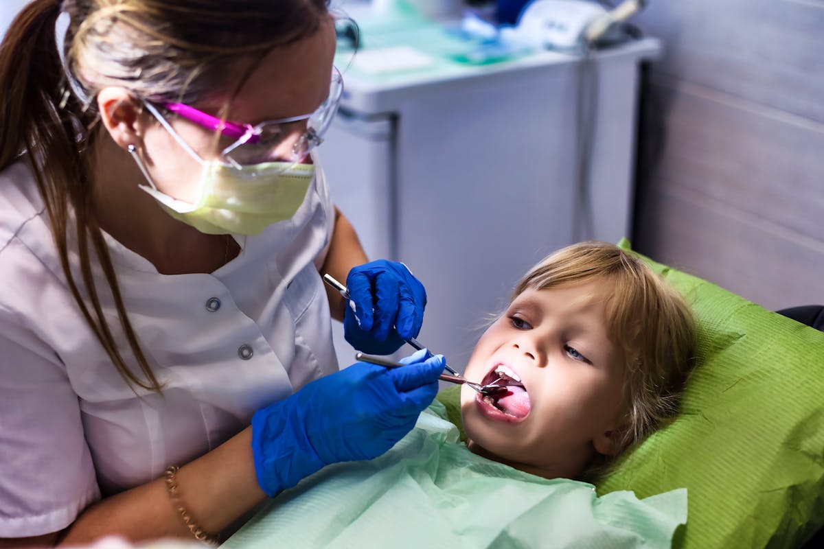 Quel est l'ordre de la poussée dentaire de bébé ? - Dentiste pour Enfants
