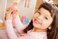 Barbie, Lego, Pokémon... ce que le jouet favori de votre enfant dit de lui, selon une psychologue