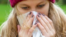 Allergie aux pollens : comment se soigner quand on est enceinte ?