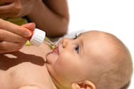 Attention à ce sirop pour bébé à la pipette inadaptée, alerte l’ANSM