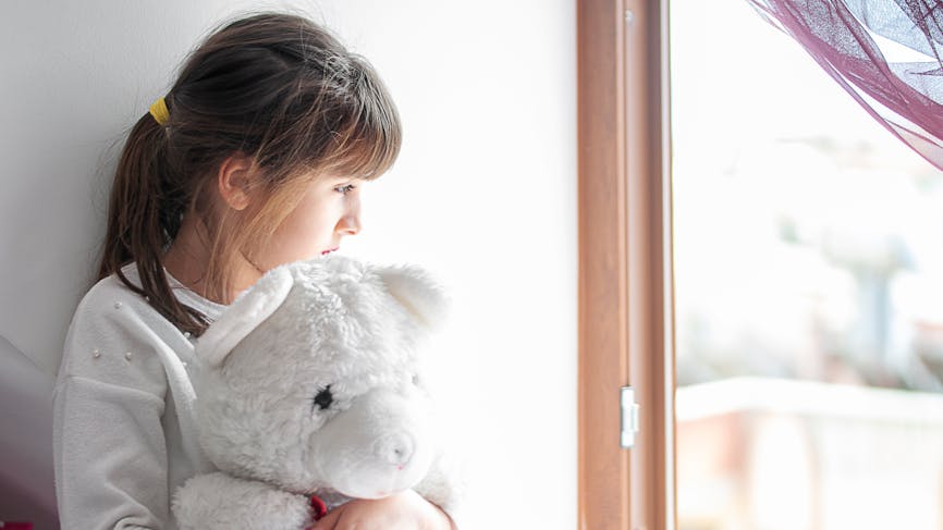 Enfant victime d'inceste : quels sont les signaux qui doivent alerter ? 