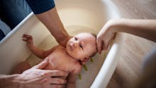 A quelle fréquence faut-il laver bébé ?