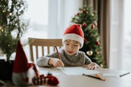 Le secrétariat du Père Noël est ouvert : un écrivain célèbre répondra à votre enfant