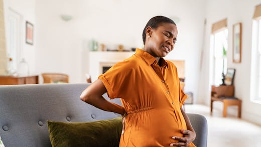 Douleurs lombaires chez la femme enceinte : comment les soulager ?