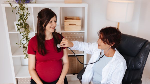 Palpitations pendant la grossesse : faut-il s’inquiéter ?