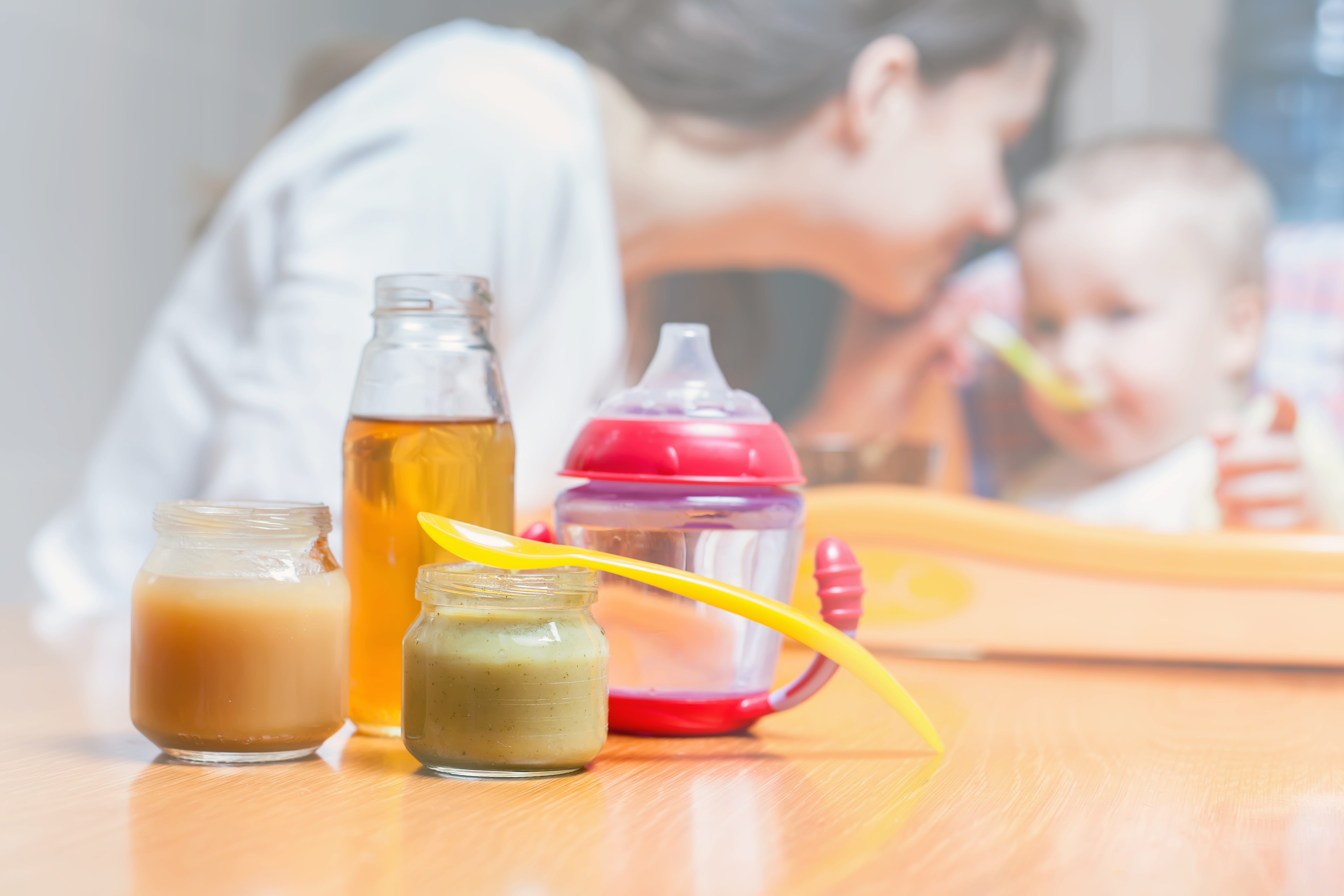 Après la mort d’un bébé étouffé en mangeant une compote, rappel des