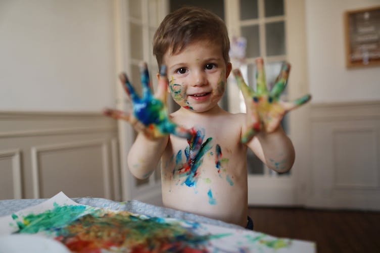 peinture au doigt enfant