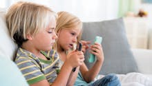 Près de la moitié des enfants cachent à leurs parents leurs mauvaises expériences en ligne, selon un sondage
