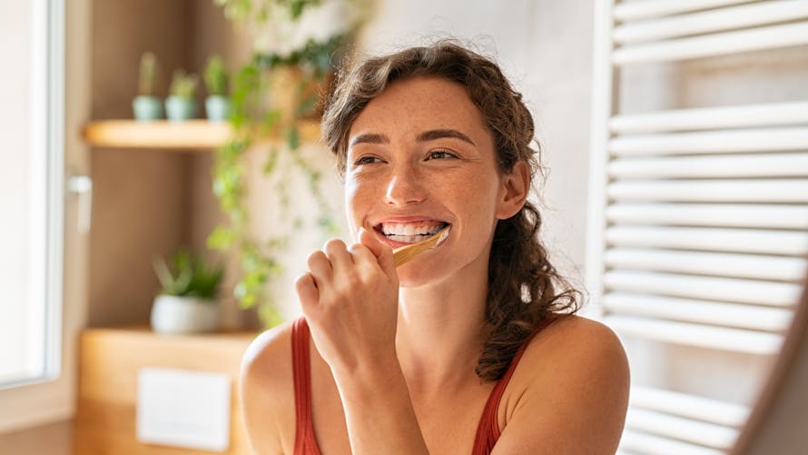 Quelle est la bonne dose de dentifrice à mettre sur leur brosse à dents ?