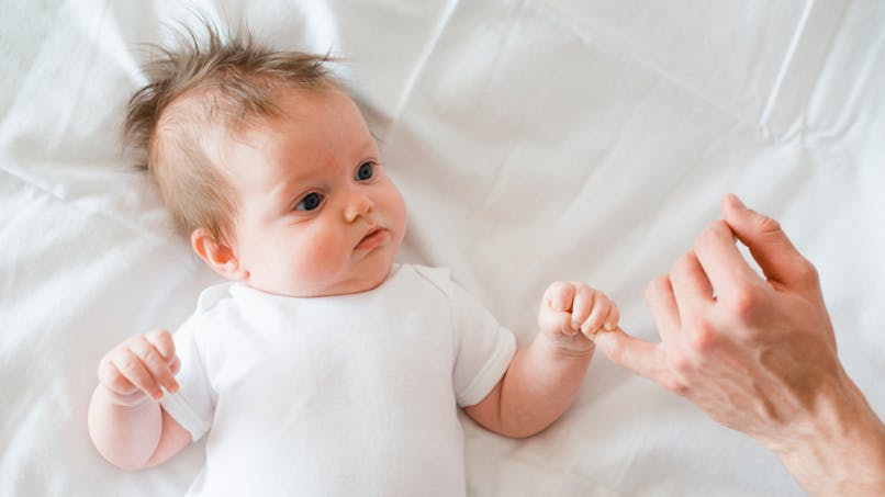 Bébé portant un prénom inspiré de la mythologie scandinave, Syn