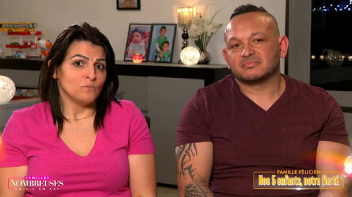 Famille recomposée et handicap: Nathalie et Dimitri, sourds, élèvent 5  enfants" | PARENTS.fr