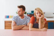 Voici 4 attitudes qui prouvent que votre partenaire est toxique, selon des thérapeutes de couple