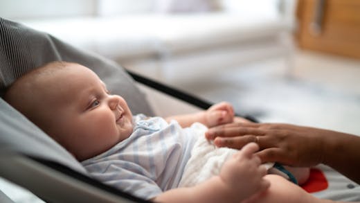 Transat bébé : à partir de quel âge et jusqu’à quand l’utiliser ?