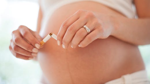 Tabac et grossesse : enceinte, comment arrêter de fumer ?