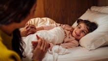 Voici comment réagir quand votre enfant refuse d'aller au lit selon une psychologue