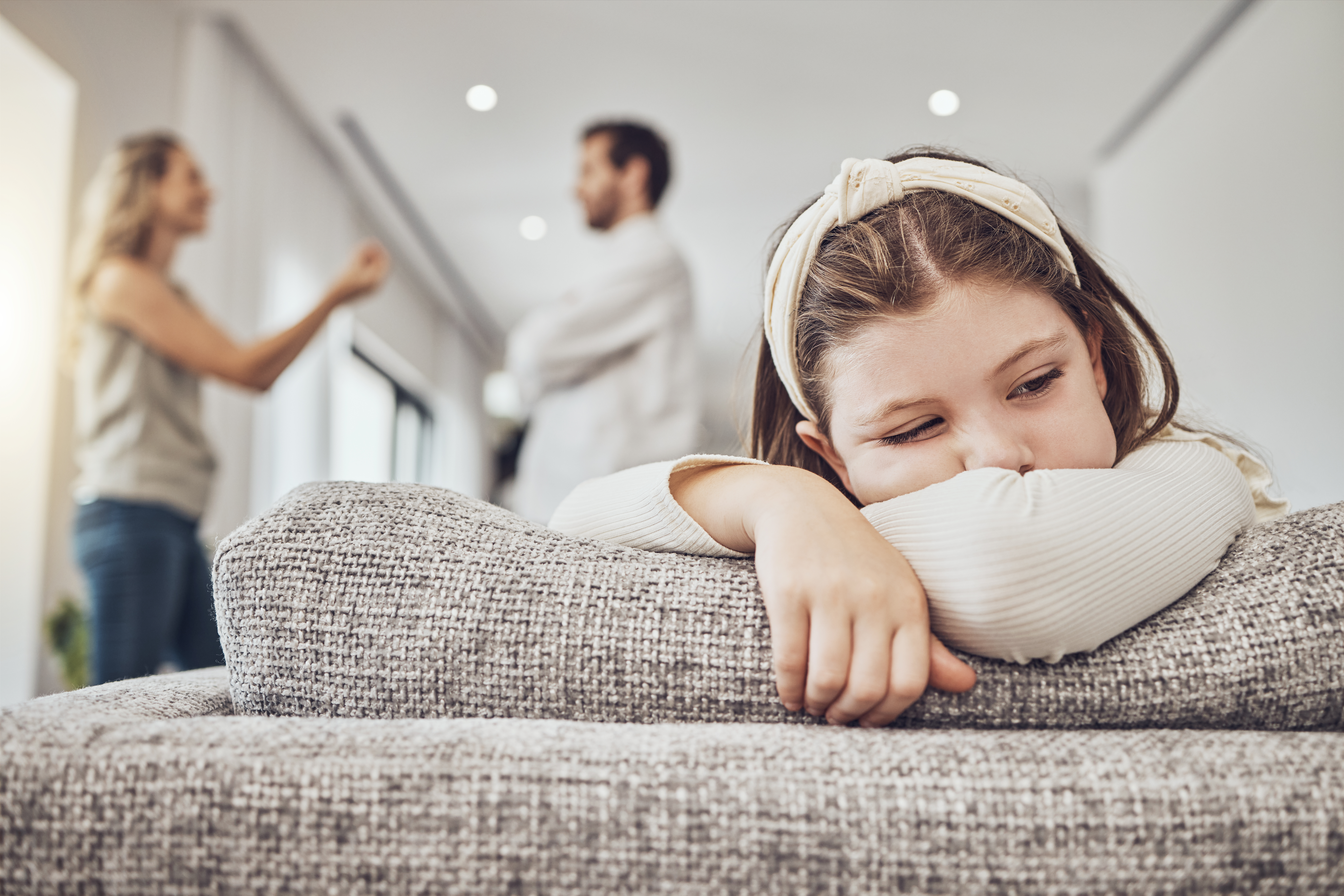 Voici comment le divorce des parents impacte l’enfant selon un expert ...