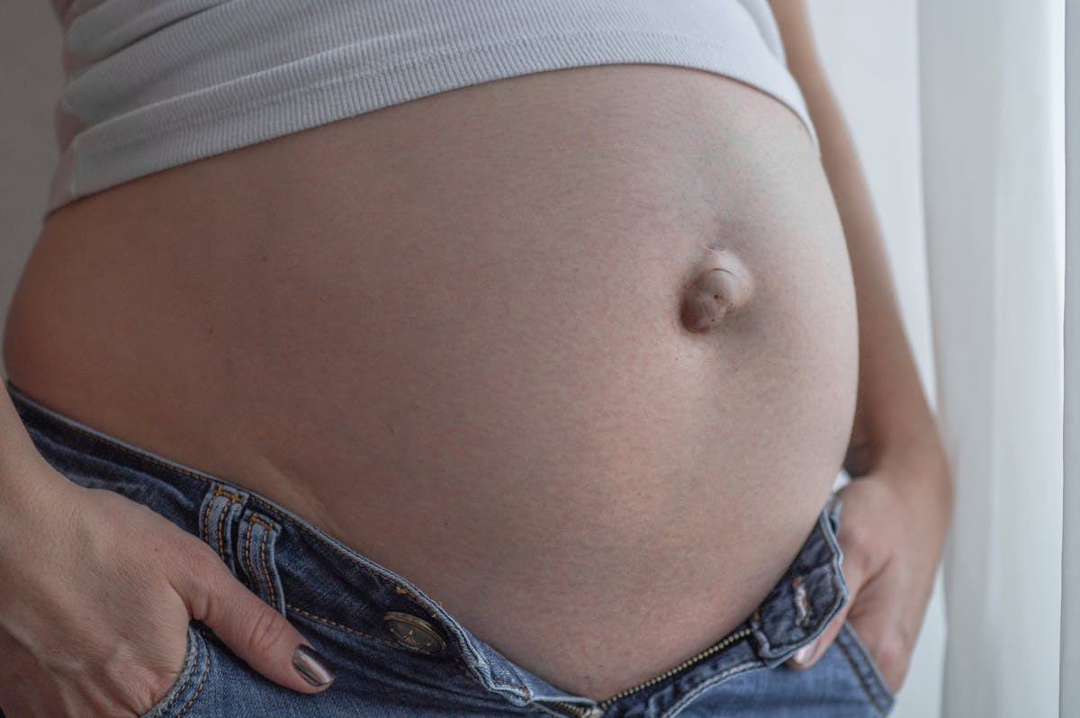 Hernie ombilicale et grossesse le point Parents.fr