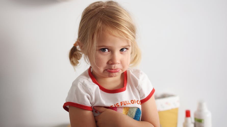 Voici la bonne façon de répondre à votre enfant quand il dit "Je veux" selon une psy
