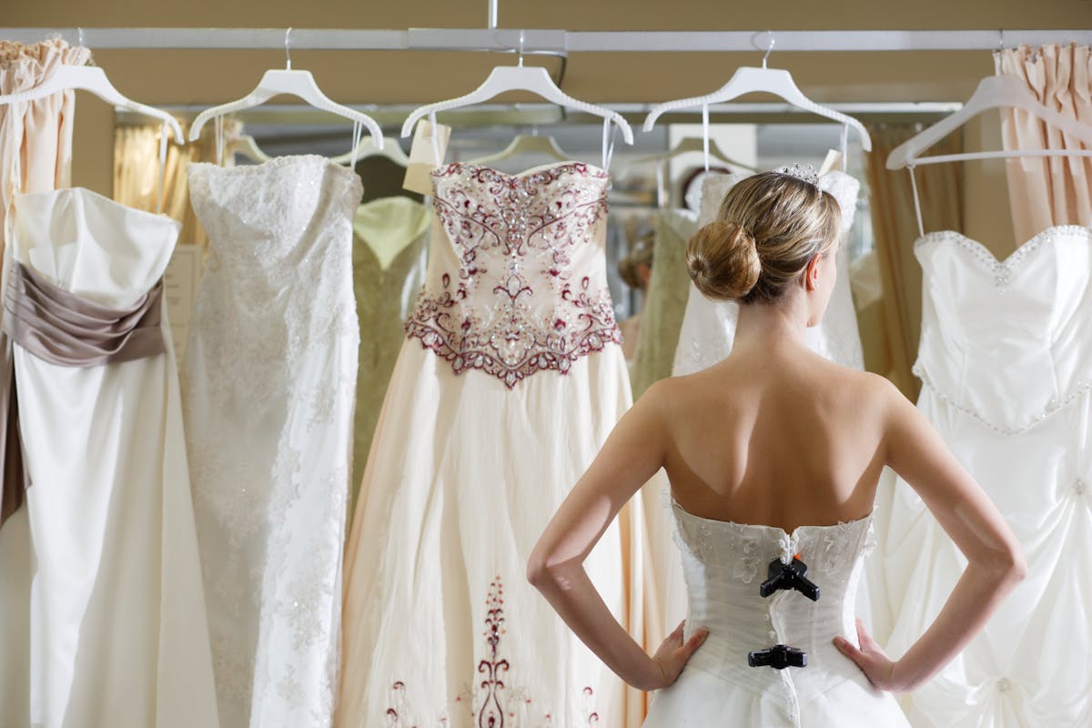 Mariage : elle refuse d'essayer la robe imposée par sa mère