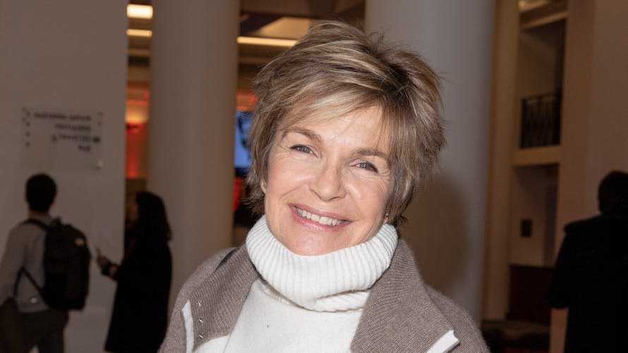 Véronique Jannot maman à 68 ans : ses confidences inédites sur Migmar, son fils adoptif | Parents.fr