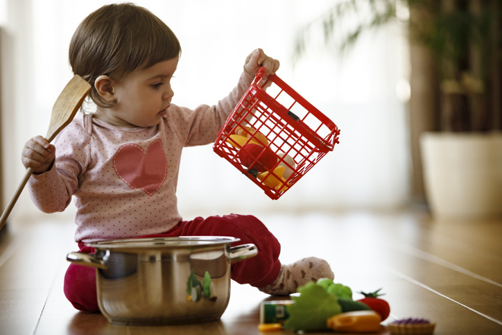 Bébé portant un prénom biblique pour filles, Rachel