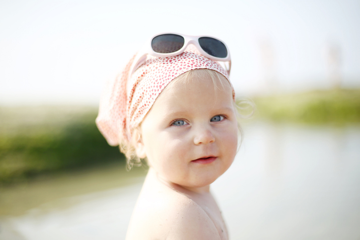 Bébé portant un prénom biblique pour filles, Eve