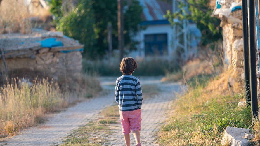 À 7 ans, il disparaît de chez lui pour aller voir un copain dans un village voisin | Parents.fr