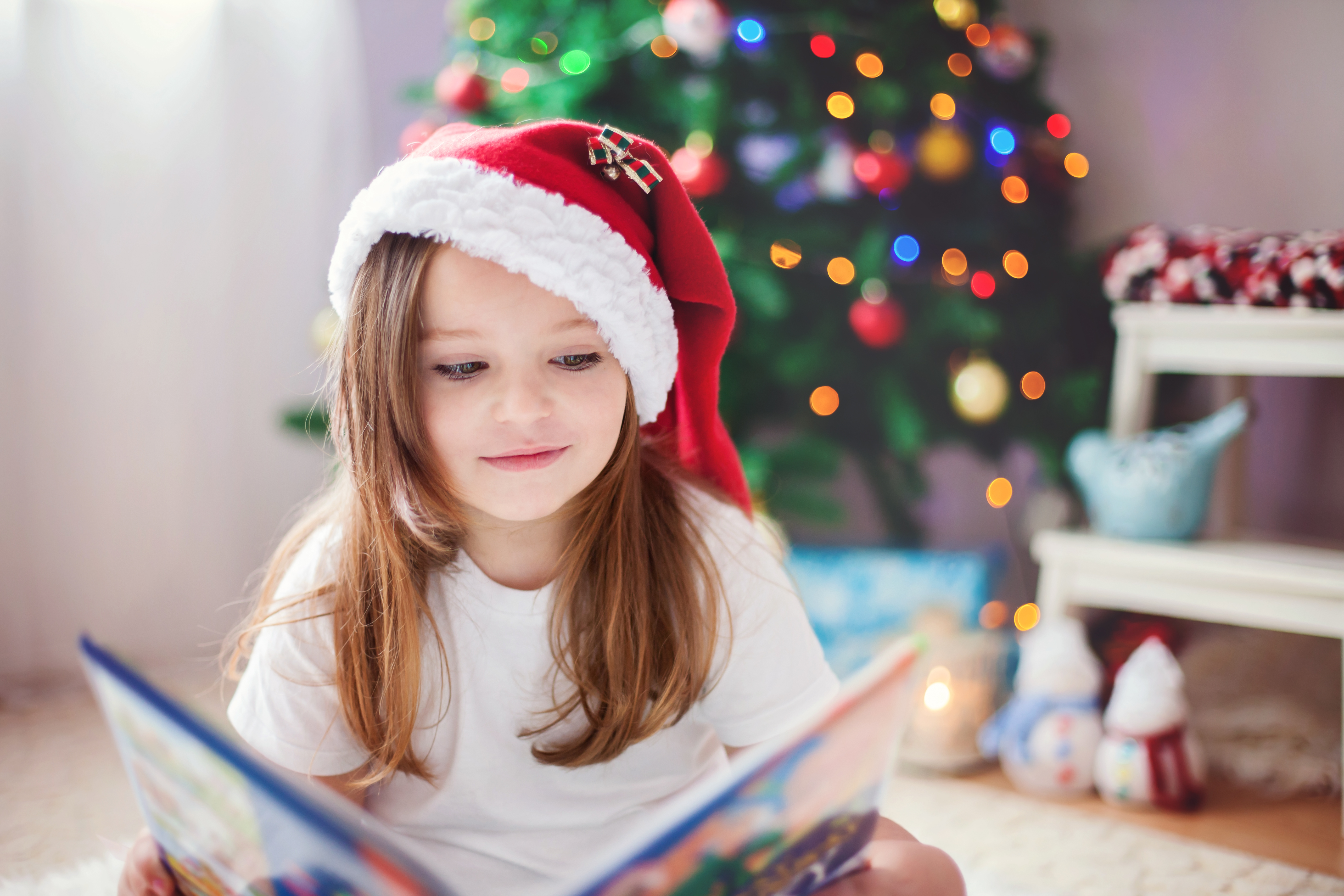 Voici 7 livres de Noël qui vont faire briller les yeux des enfants cette année