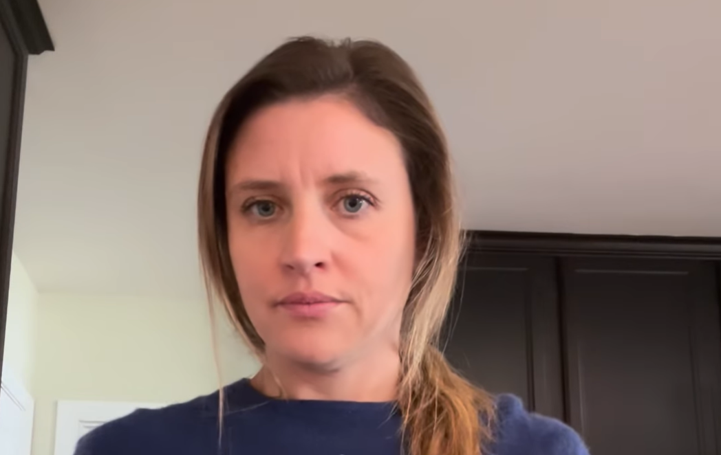 Elle ne s'attendait pas à ce que sa fille écrive ça sur elle dans son devoir